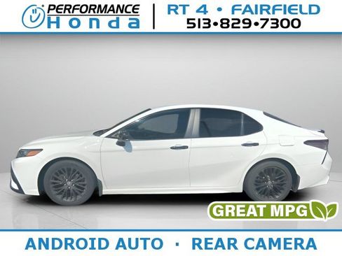Used 2021 Toyota Camry SE AWD/4WD image 1