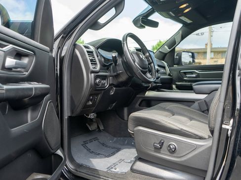 Used 2019 RAM 1500 Big Horn AWD/4WD image 15