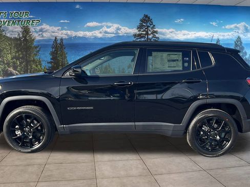 New 2026 Jeep Compass Latitude image 8