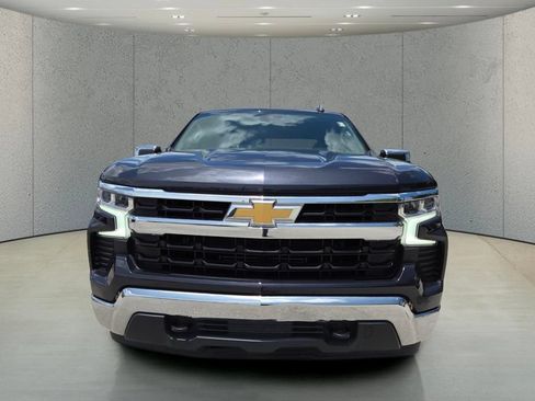 Used 2023 Chevrolet Silverado 1500 LT w/ Protection Package AWD/4WD image 12