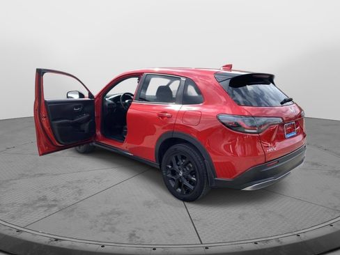 Certified 2024 Honda HR-V Sport image 10