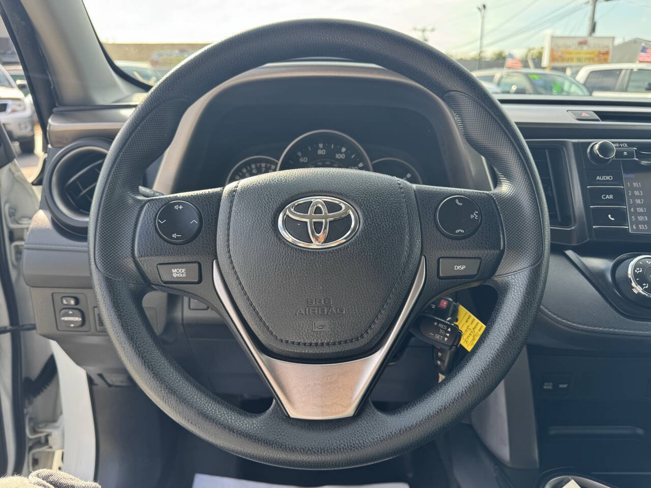 Used 2016 Toyota RAV4 LE AWD/4WD image 19