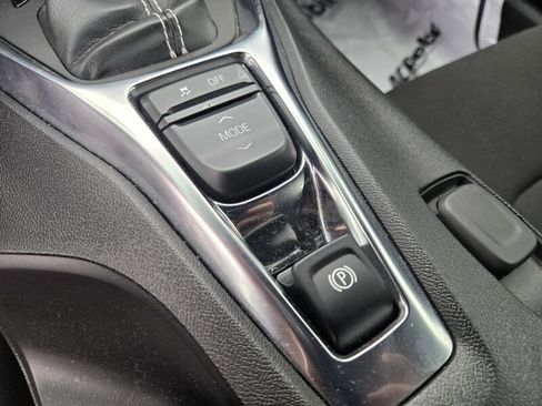 Used 2024 Chevrolet Camaro LT w/ Technology Package image 14