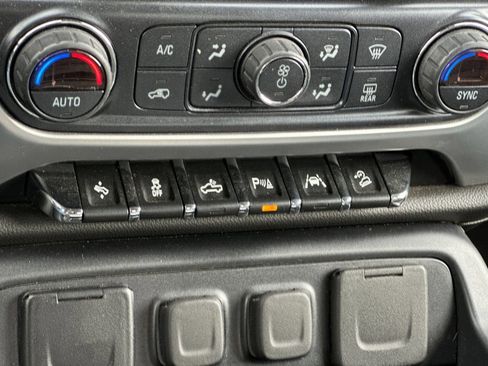 Used 2018 GMC Sierra 1500 SLT image 21