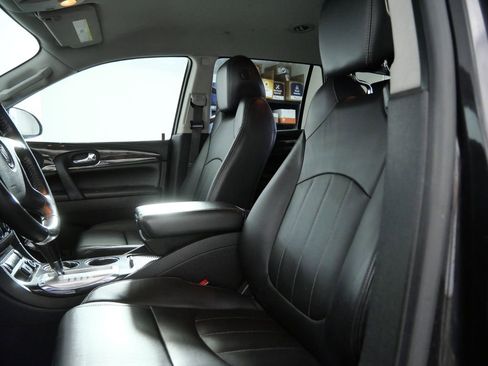 Used 2017 Buick Enclave Leather w/ Trailering Package FWD image 18