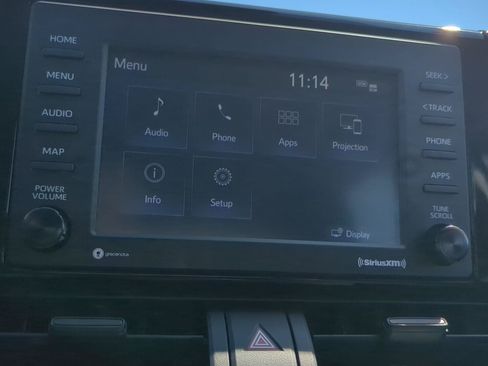 Used 2021 Toyota RAV4 LE AWD/4WD image 16