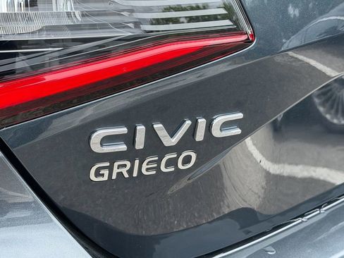 Used 2024 Honda Civic Sport Touring image 14