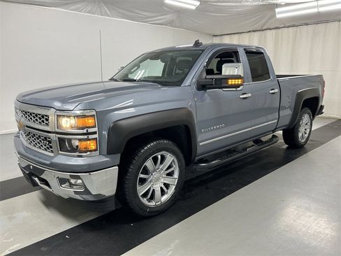 Used 2015 Chevrolet Silverado 1500 LTZ w/ LTZ Plus Package image 5