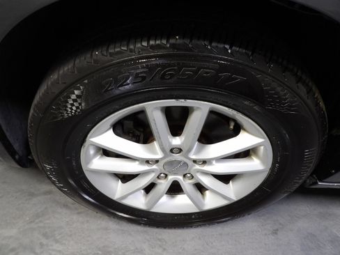 Used 2019 Dodge Grand Caravan SXT FWD image 24