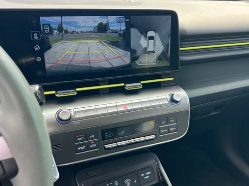 Certified 2024 Hyundai Kona Limited FWD image 23