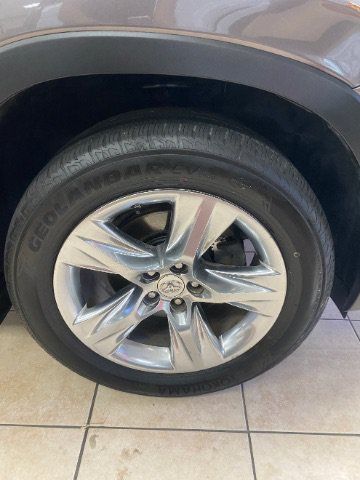 Used 2014 Toyota Highlander Limited AWD/4WD image 26
