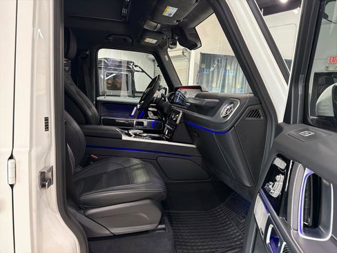 Used 2024 Mercedes-Benz G 63 AMG 4MATIC image 36