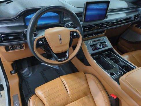 Certified 2023 Lincoln Aviator Black Label w/ Dynamic Handling Package image 11