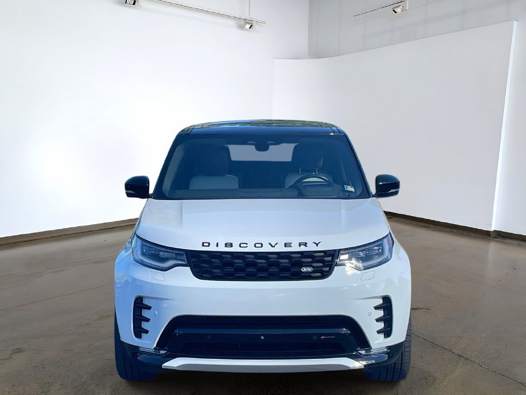Used 2023 Land Rover Discovery S R-Dynamic AWD/4WD image 2