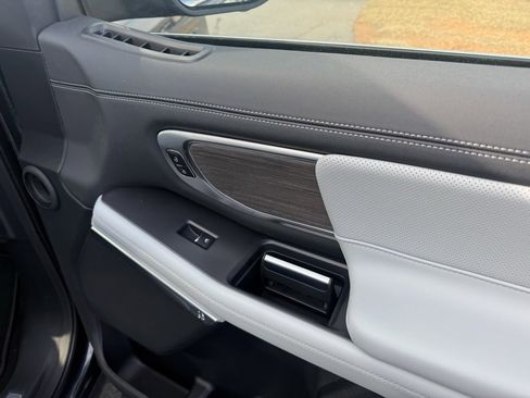 New 2025 Ford Expedition Max Platinum w/ Platinum Ultimate Package image 38