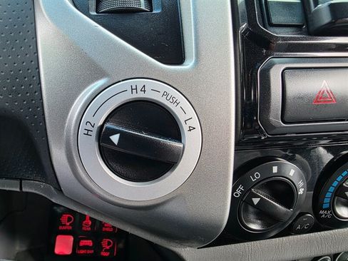 Used 2015 Toyota Tacoma 4x4 Double Cab w/ TRD Sport Package image 41