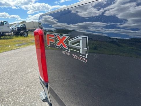 New 2026 Ford F350 XLT w/ FX4 Off-Road Package image 11