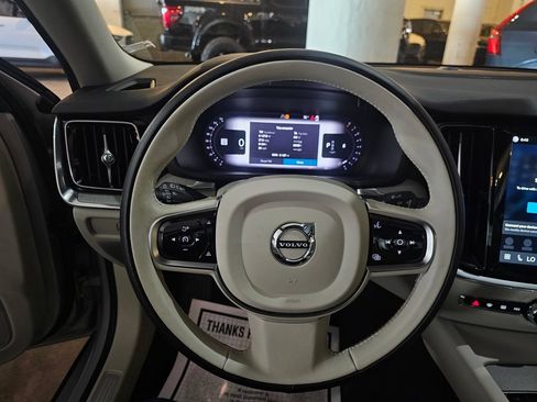Certified 2025 Volvo S60 B5 Plus AWD/4WD image 23