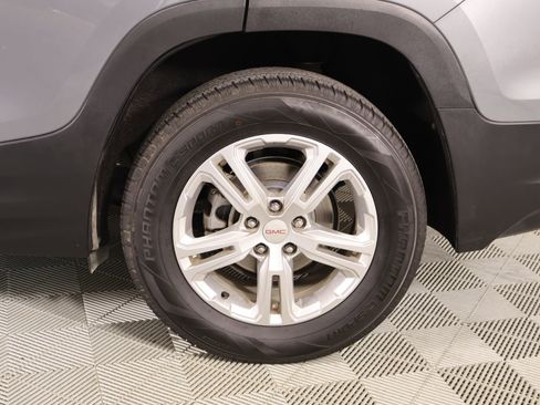 Used 2018 GMC Terrain SLE FWD image 17