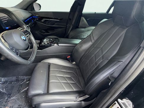 Used 2024 BMW 530i w/ Executive Package RWD image 13