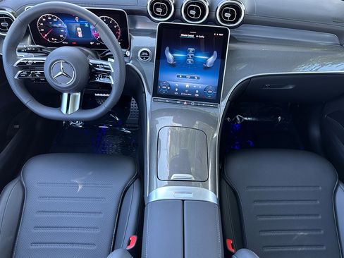 New 2026 Mercedes-Benz GLC 300 image 13