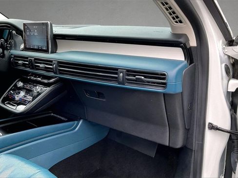 Used 2020 Lincoln Corsair Reserve w/ Elements Package image 26