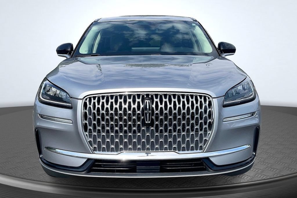 Used 2023 Lincoln Corsair FWD image 2