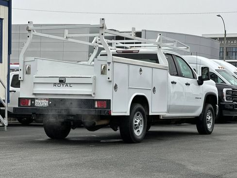 Used 2024 Chevrolet Silverado 2500 W/T w/ WT Convenience Package AWD/4WD image 3