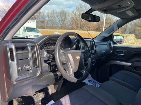 Used 2017 Chevrolet Silverado 1500 LT w/ All Star Edition image 25