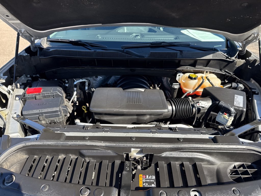 Used 2021 Chevrolet Silverado 1500 LT AWD/4WD image 21