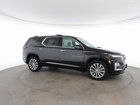 Used 2023 Chevrolet Traverse Premier image 24