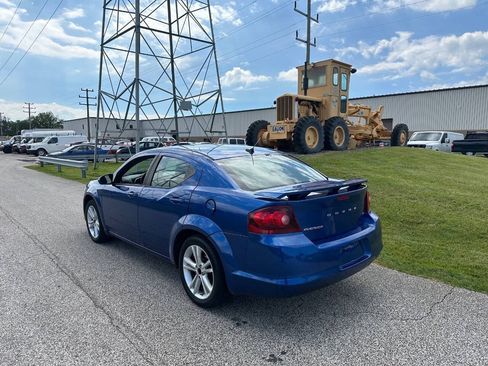 Used 2012 Dodge Avenger SXT w/ Rallye Appearance Group FWD image 3
