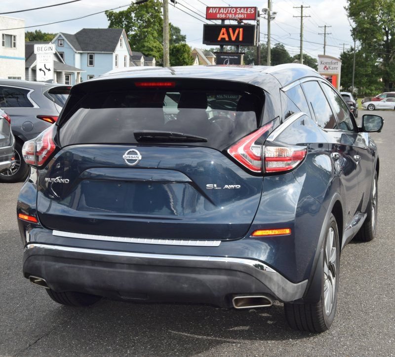 Used 2018 Nissan Murano SL w/ Moonroof Package AWD/4WD image 10