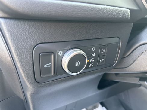 Used 2022 Ford Escape SEL w/ Technology Package image 15