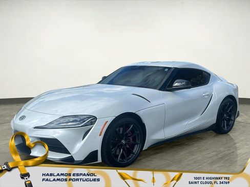 Used 2025 Toyota Supra Premium w/ Driver Assist Package image 2