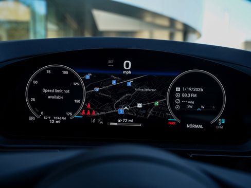 New 2026 Porsche Cayenne image 19