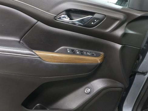 Used 2021 GMC Acadia SLE w/ Driver Convenience Package image 22