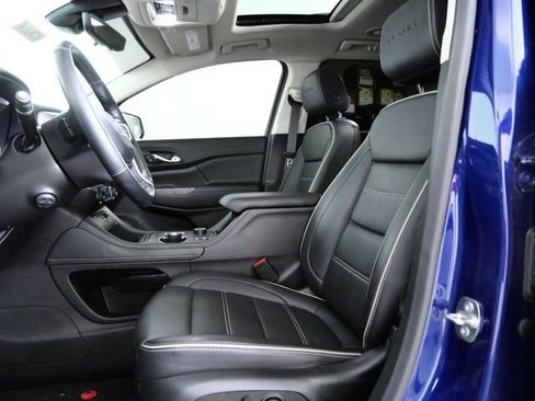 Used 2023 GMC Acadia Denali w/ Denali Ultimate Package image 16