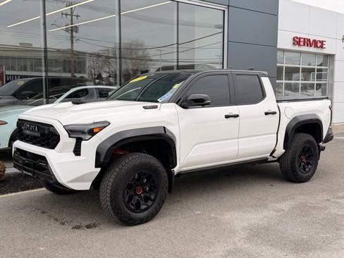 Used 2025 Toyota Tacoma TRD Pro w/ Tow Tech Package image 1