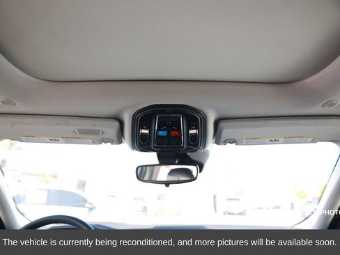 Used 2023 Jeep Grand Cherokee 4WD 4xe image 32