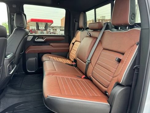 Certified 2026 GMC Sierra 2500 Denali Ultimate w/ Max Trailering Package AWD/4WD image 12