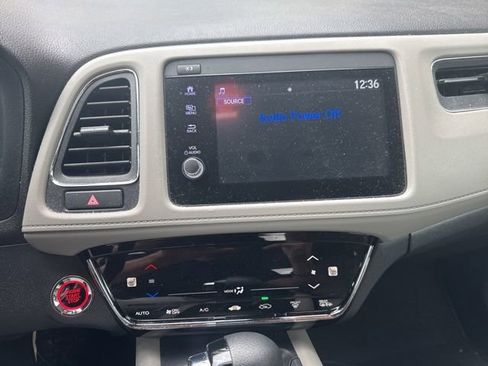 Used 2022 Honda HR-V EX image 6