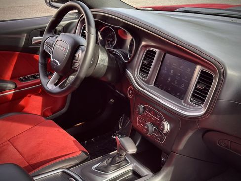Used 2022 Dodge Charger Scat Pack w/ Plus Group image 13
