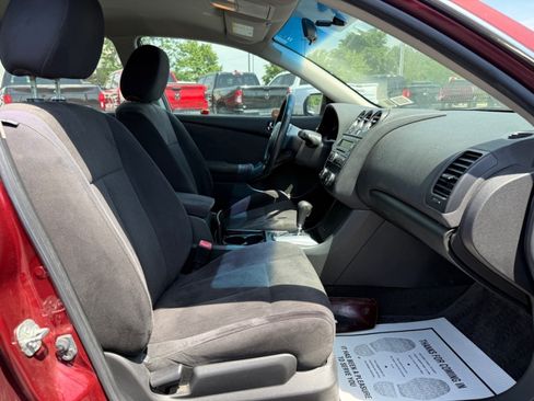 Used 2010 Nissan Altima 2.5 S FWD image 20