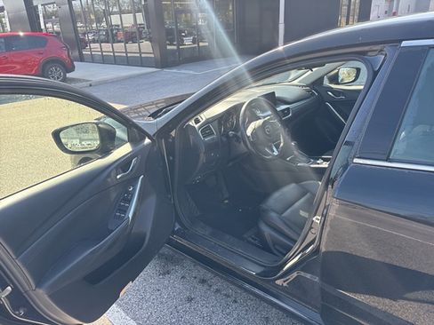 Used 2017 MAZDA MAZDA6 Touring image 17