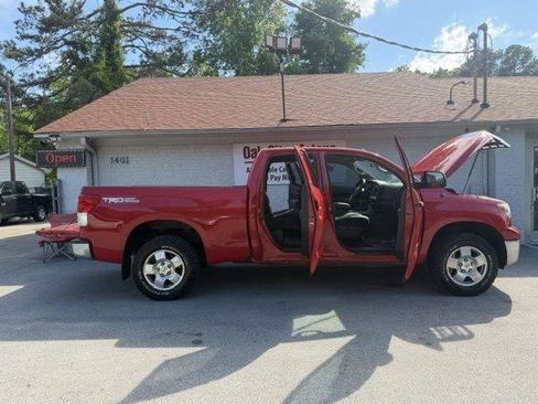 Used 2011 Toyota Tundra 4x4 Double Cab w/ TRD Off-Road Pkg image 10