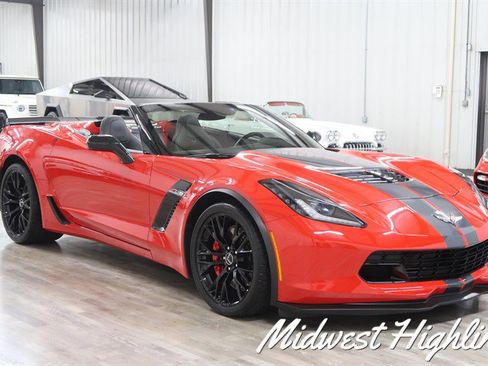 Used 2015 Chevrolet Corvette Z06 w/ 3LZ Preferred Equipment Group image 8