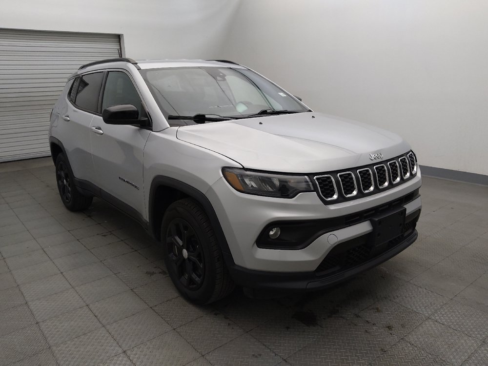 Used 2024 Jeep Compass Latitude AWD/4WD image 13