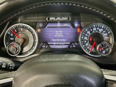 Used 2021 RAM 1500 Big Horn AWD/4WD image 12