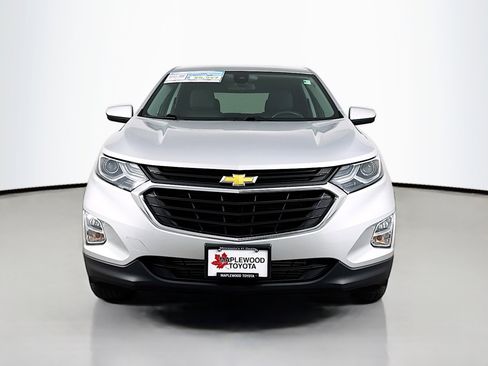 Used 2020 Chevrolet Equinox LT w/ Driver Convenience Package AWD/4WD image 2
